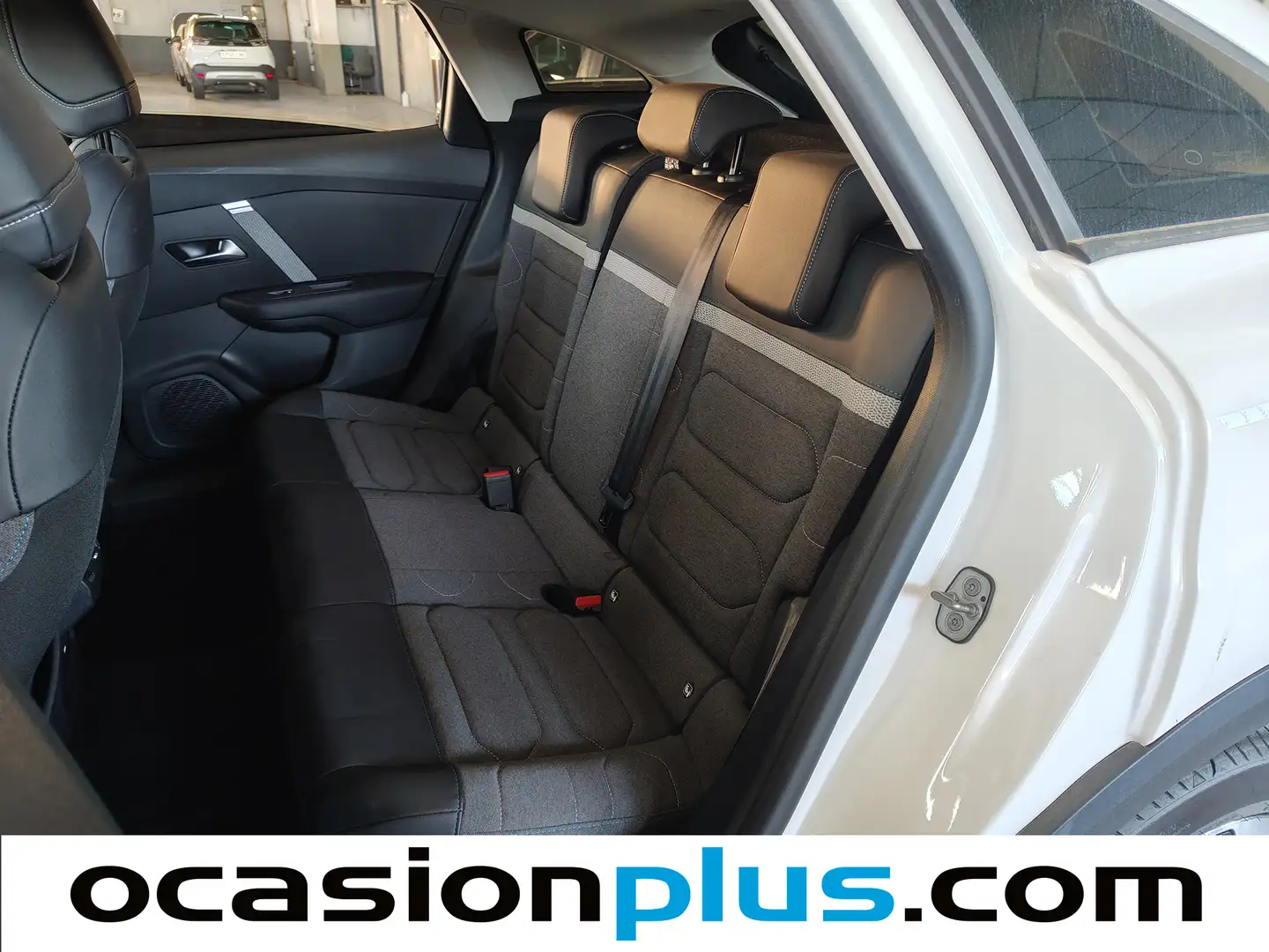 Foto Citroën C4 Citroen C4 BlueHDi 130 S&S Feel Pack EAT8 (130 CV)