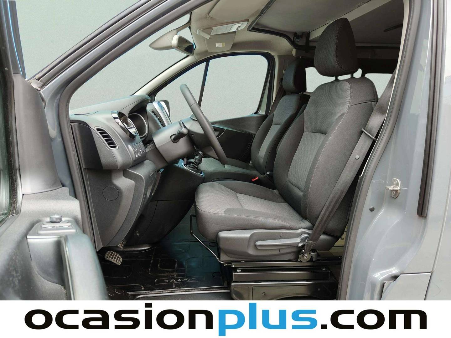 Foto asientos delanteros Renault Trafic Renault Trafic Passenger Largo Energy Blue dCi  (120 CV) Camperizada 4 Plazas