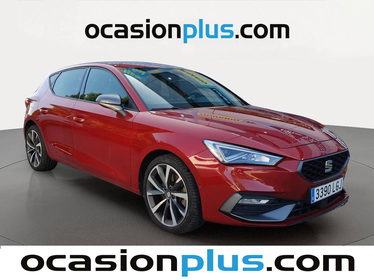 Foto delantera Seat León Seat León 1.5 eTSI S&S FR Launch Pack L DSG (150 CV) derecha
