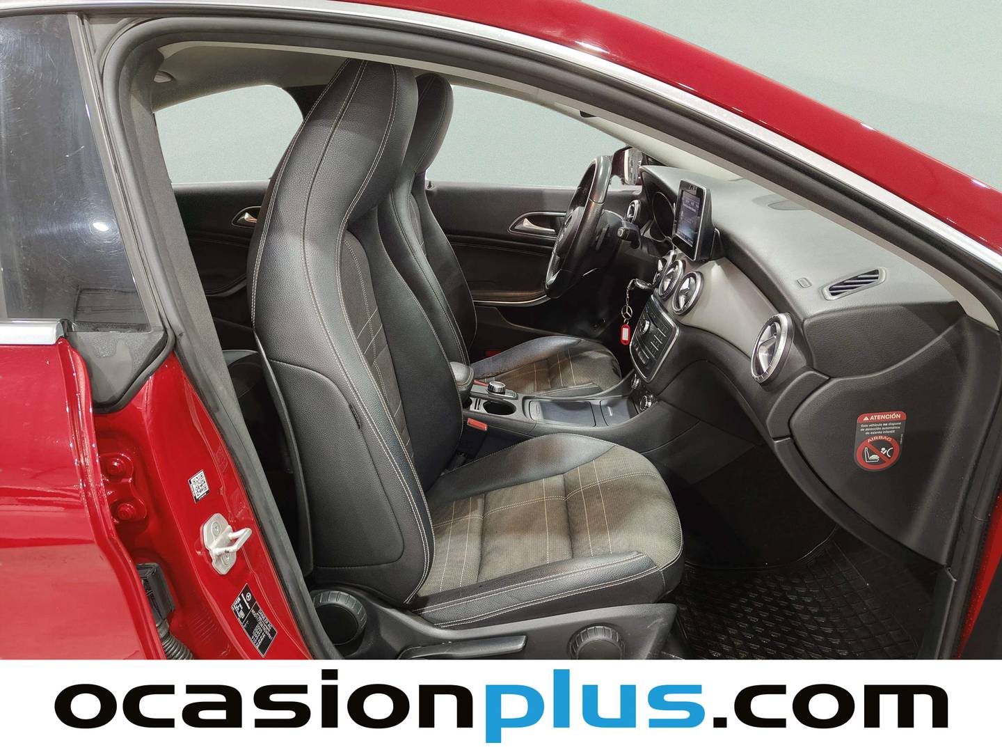 Foto Mercedes CLA Mercedes-Benz CLA CDI Urban (136 CV)