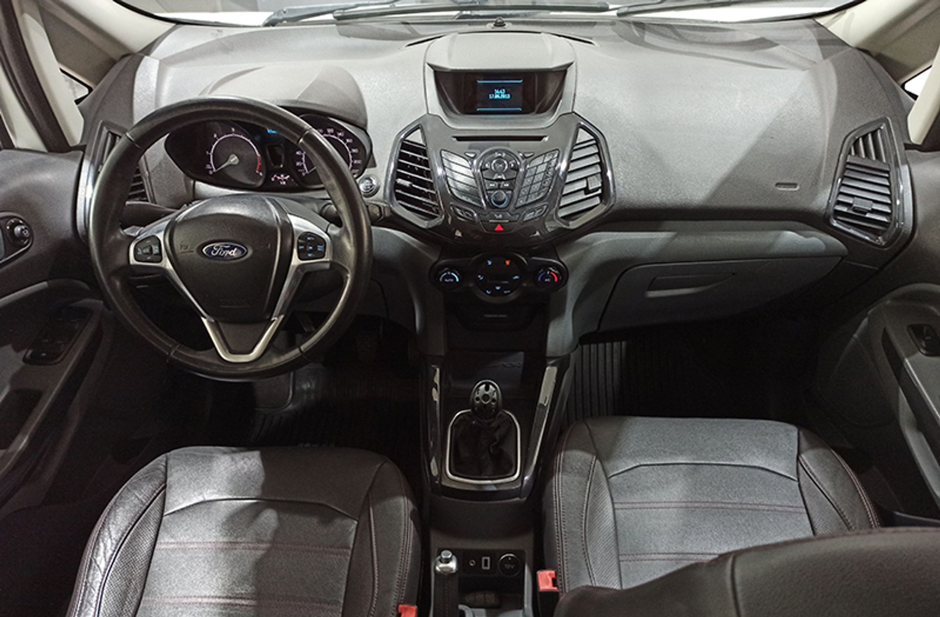 Ford EcoSport 1.5 TDCi Titanium - foto 6