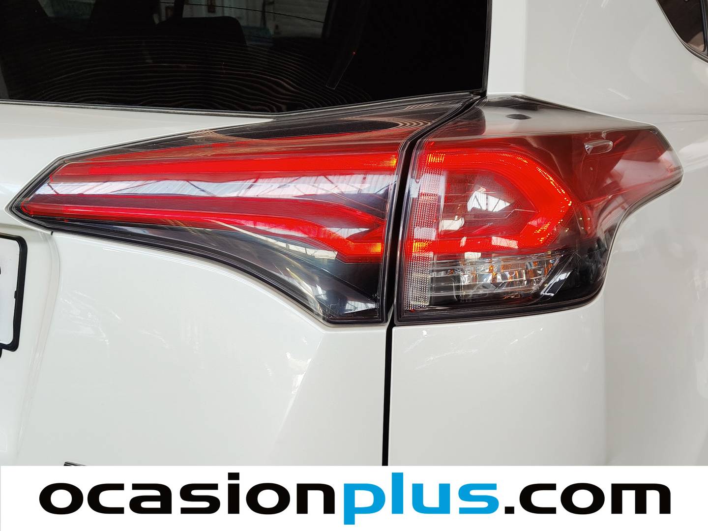 Accesorios del Toyota Rav4 Toyota Rav4 2.5l hybrid 4WD Feel! (197 CV)