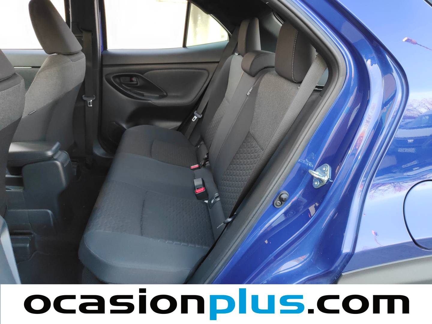 Foto asientos traseros Toyota Yaris Cross Toyota Yaris Cross 120H Active Tech Pack Confort (116 CV)