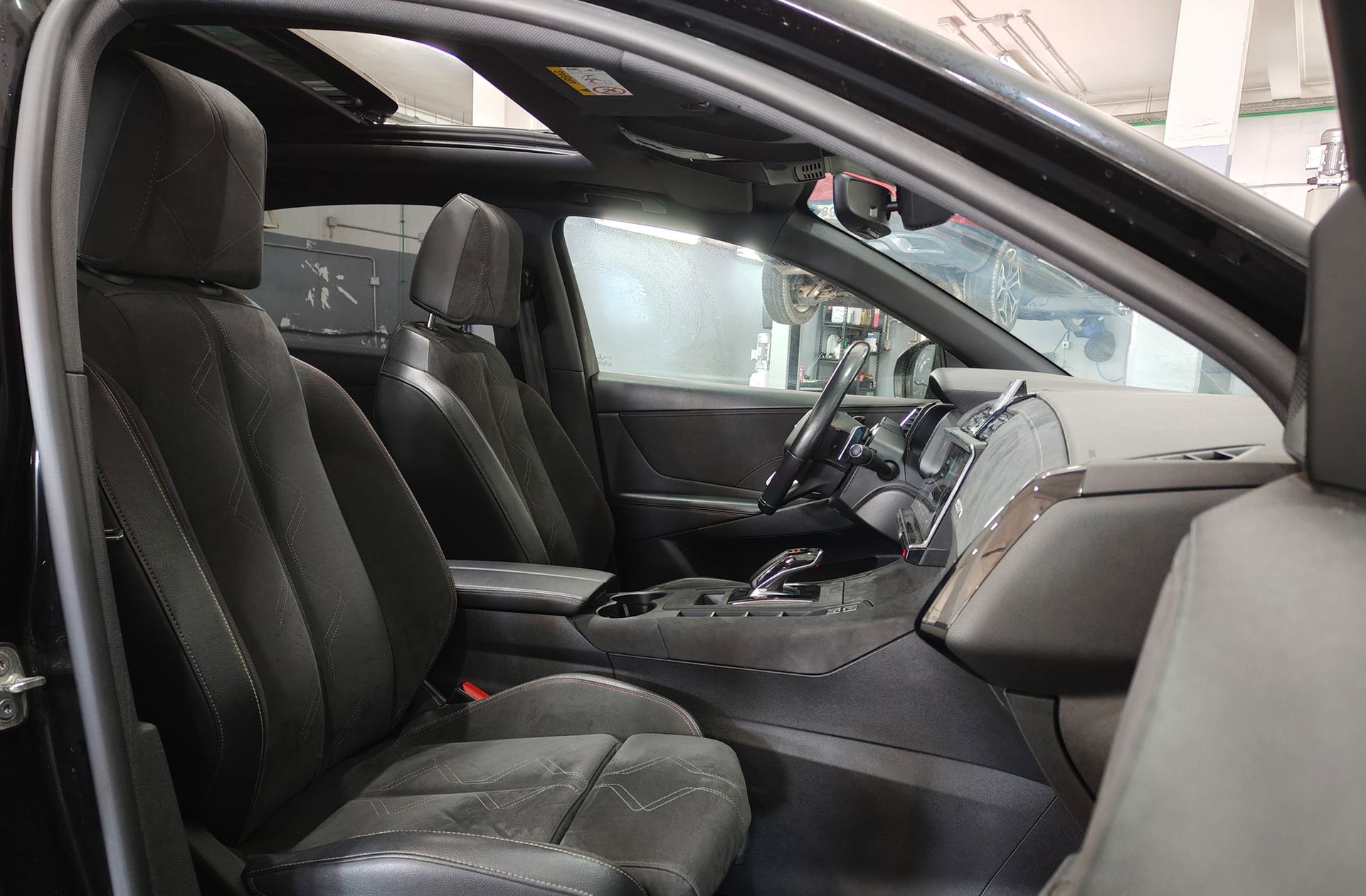 DS DS 7 Crossback E-Tense 300 Performance Line+ 4WD - foto 22