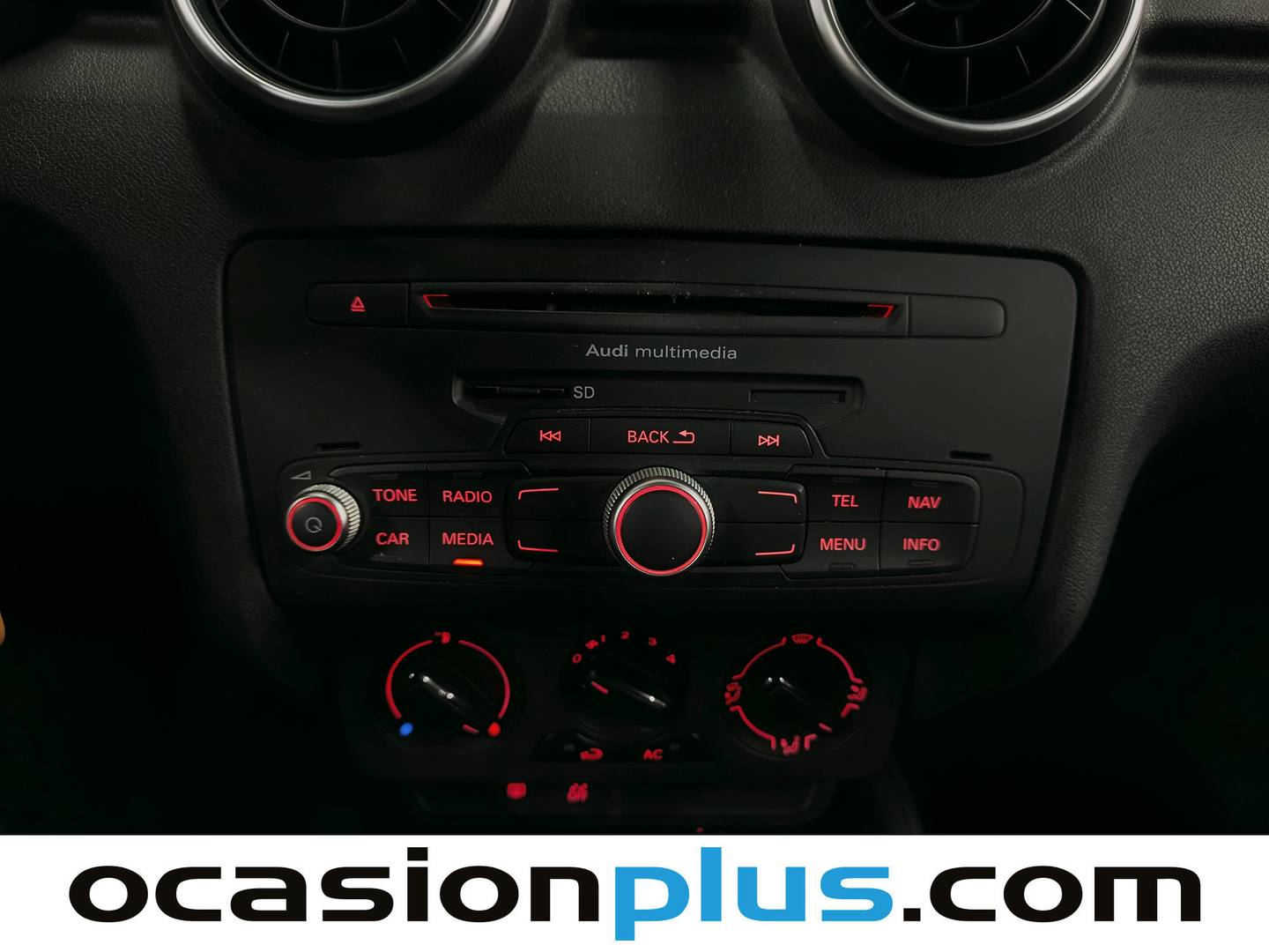 Foto Audi A1 Audi A1 Attraction 1.2 TFSI (86 CV)