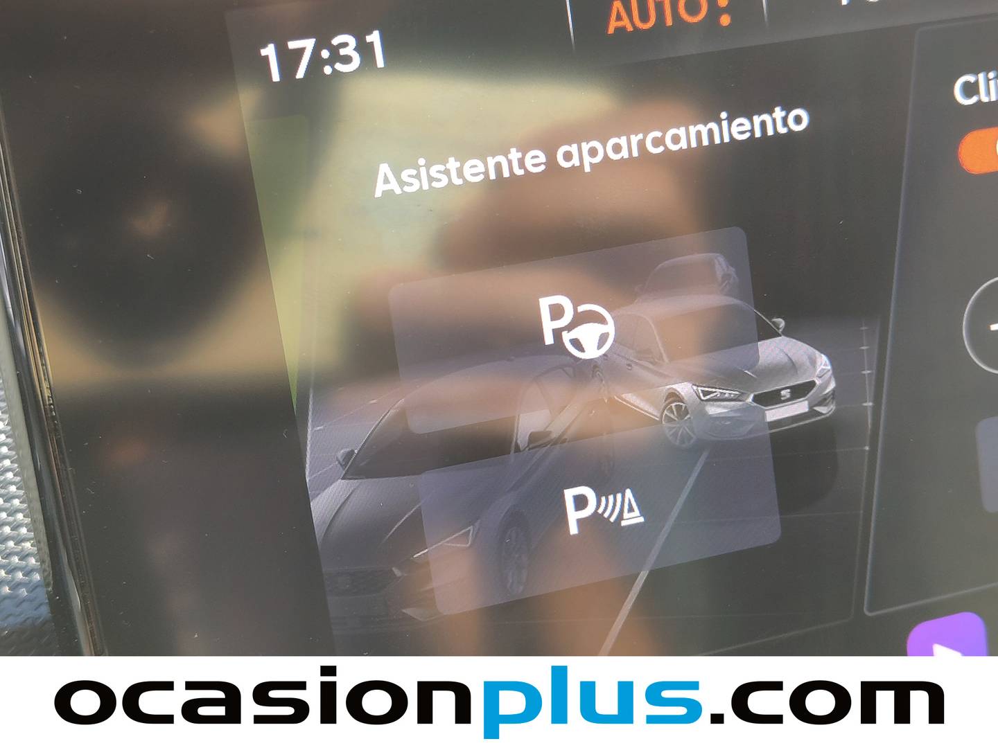 Equipamiento del Seat León Seat León 1.5 TSI S&S FR XL (130 CV)