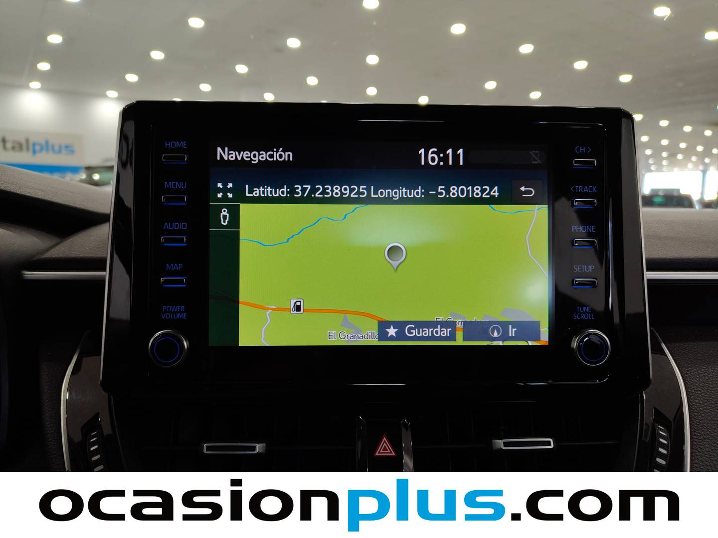 Extras y acabados del Toyota Corolla Toyota Corolla 1.8 125 Híbrido Active Tech E-CVT Sedán (122 CV)