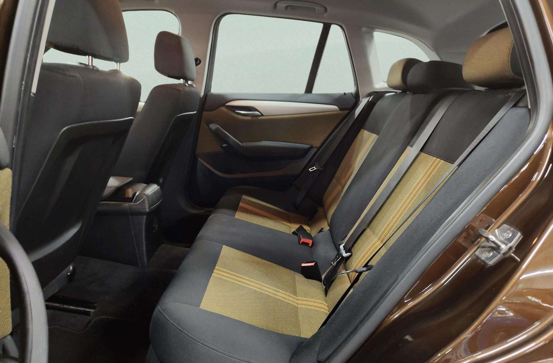 BMW X1 sDrive18d - foto 14