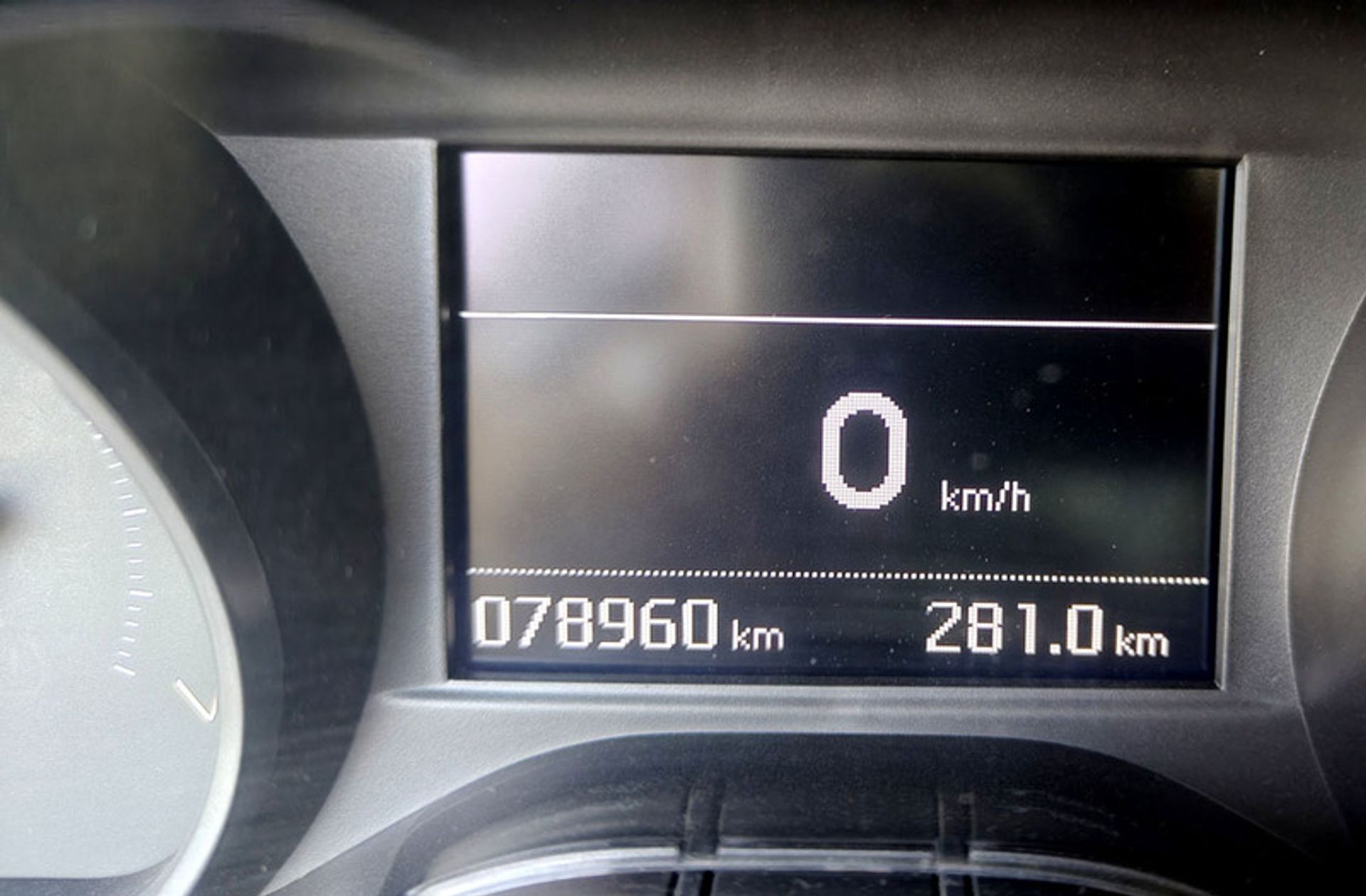 Peugeot 208 1.2L PureTech Allure - foto 8