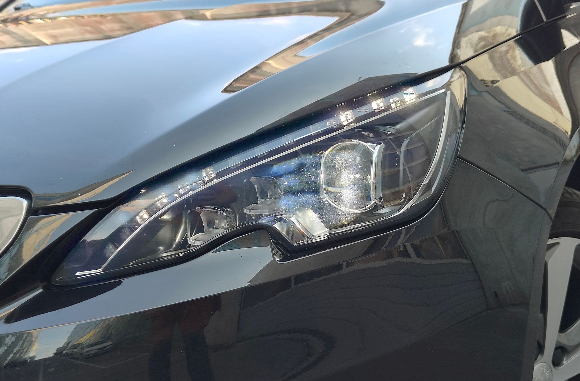 Peugeot 308 SW BlueHDi 120 Allure - foto 15
