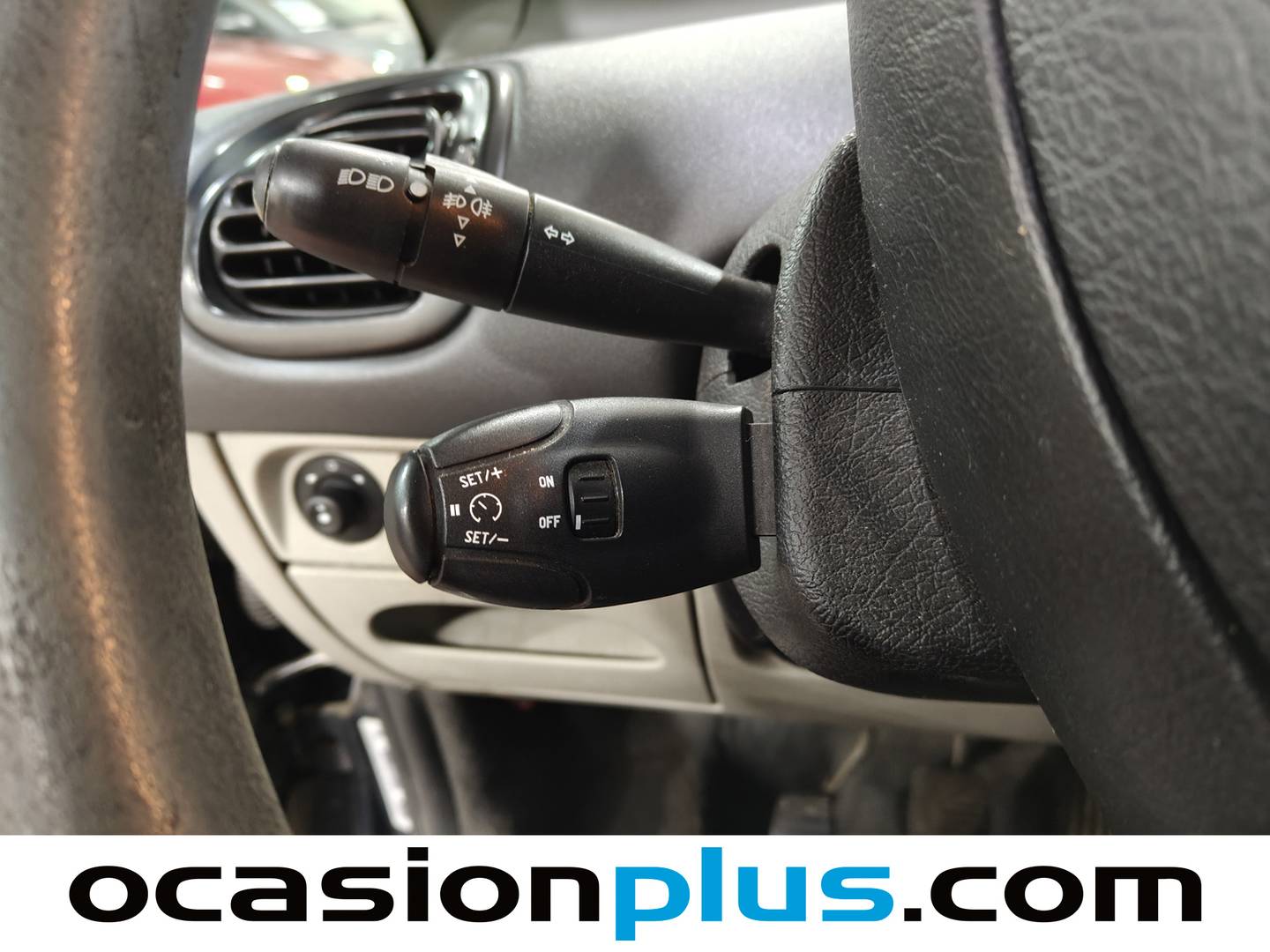 Equipamiento del Citroën Xsara Picasso Citroën Xsara Picasso 1.8 16v SX (117 CV)