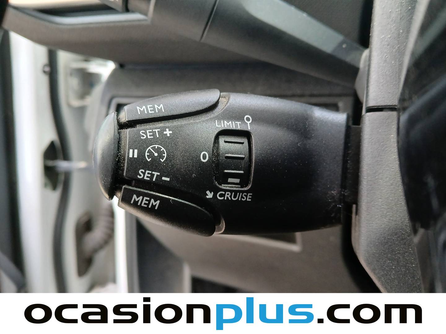 Acabados Peugeot 5008 Peugeot 5008 BlueHDi 130 S&S Allure (130 CV) 7 Plazas