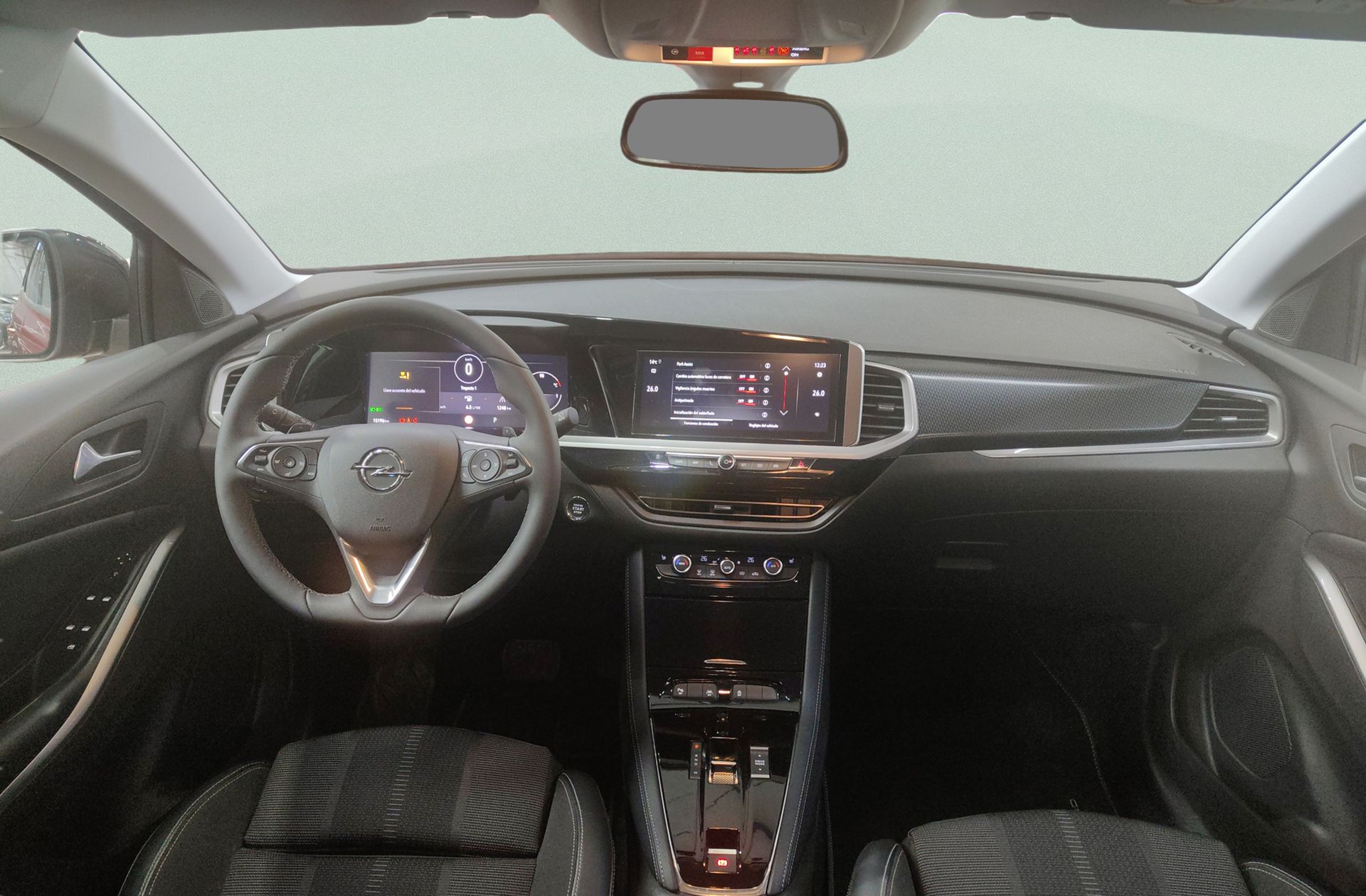 Opel Grandland 1.2T XHT Hybrid GS eDCT6 - foto 6