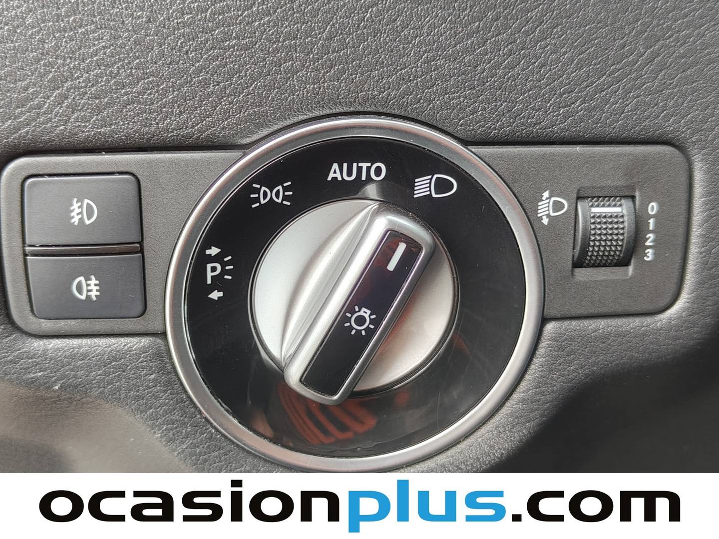 Foto Infiniti Q30 Infiniti Q30 1.6T Premium (122 CV)