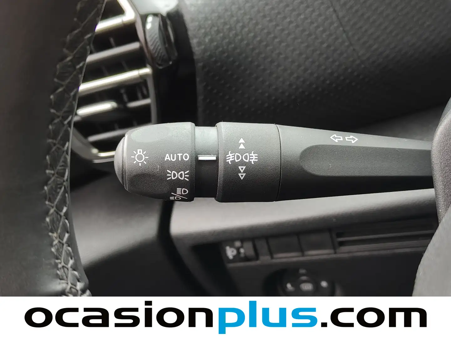 Foto Citroën C4 Citroen C4 PureTech 130 S&S Shine (130 CV)