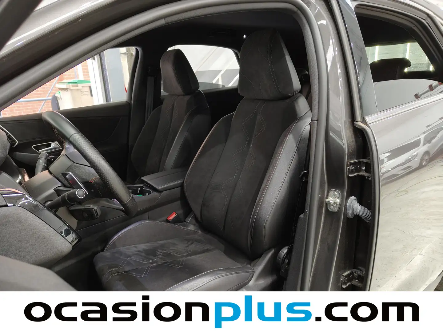 Foto DS DS 7 Crossback DS DS7 Crossback E-Tense 300 Performance Line 4WD Auto (300 CV)