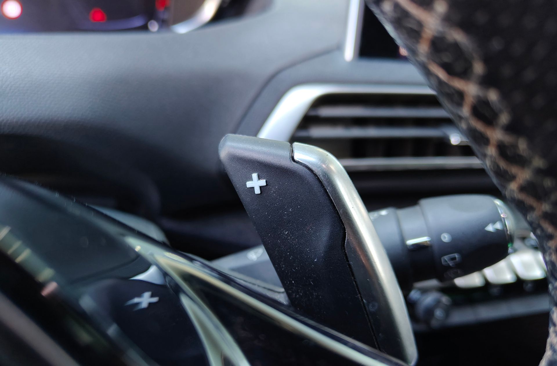 Peugeot 3008 THP 165 GT Line - foto 39