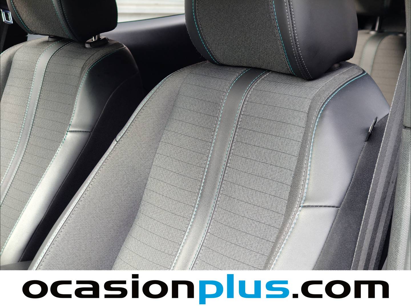 Foto Peugeot 2008 Peugeot 2008 PureTech 130 S&S Allure Pack (130 CV)