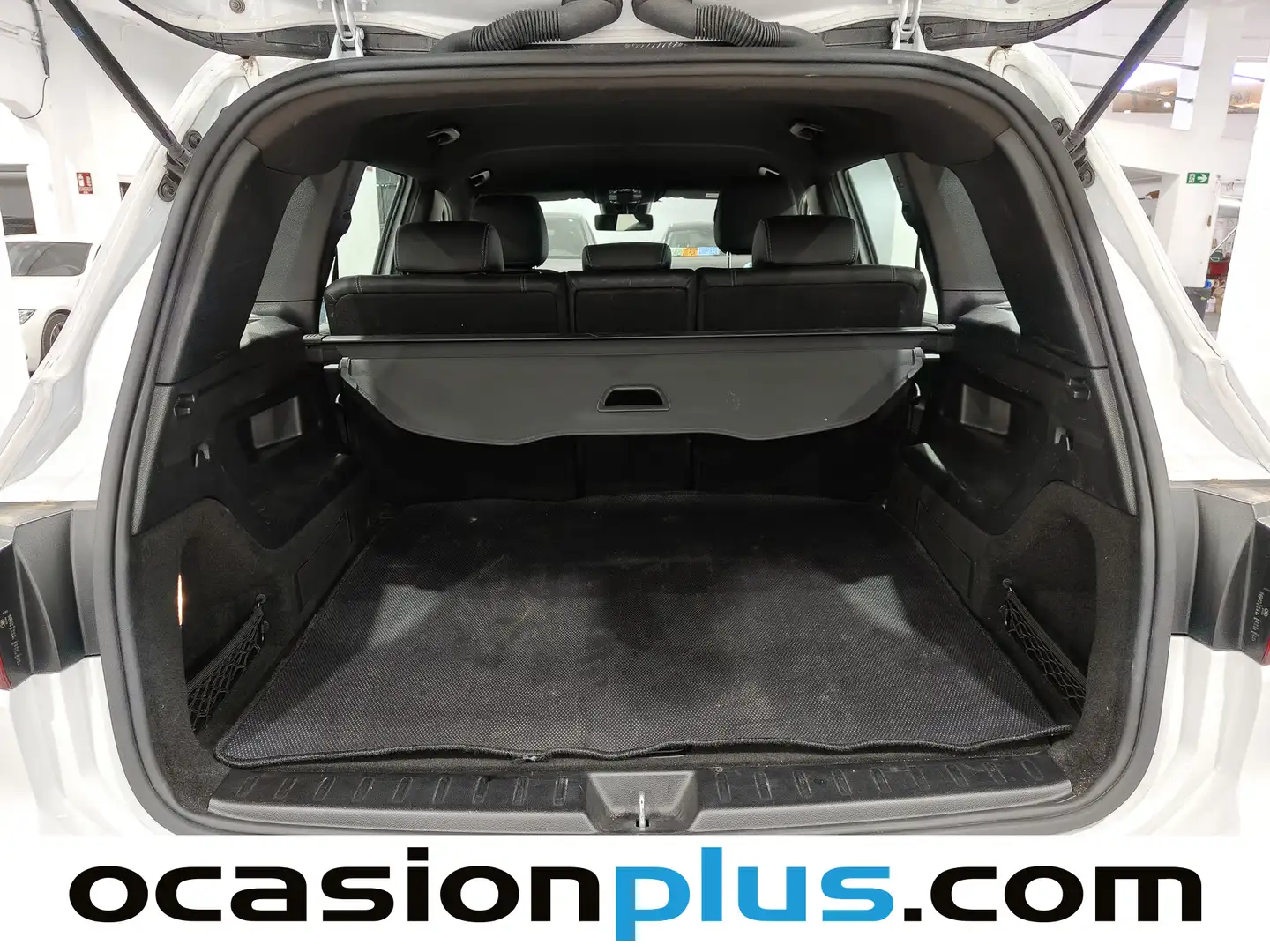 Foto Mercedes GLB Mercedes-Benz GLB 220 D 4Matic DCT (190 CV)