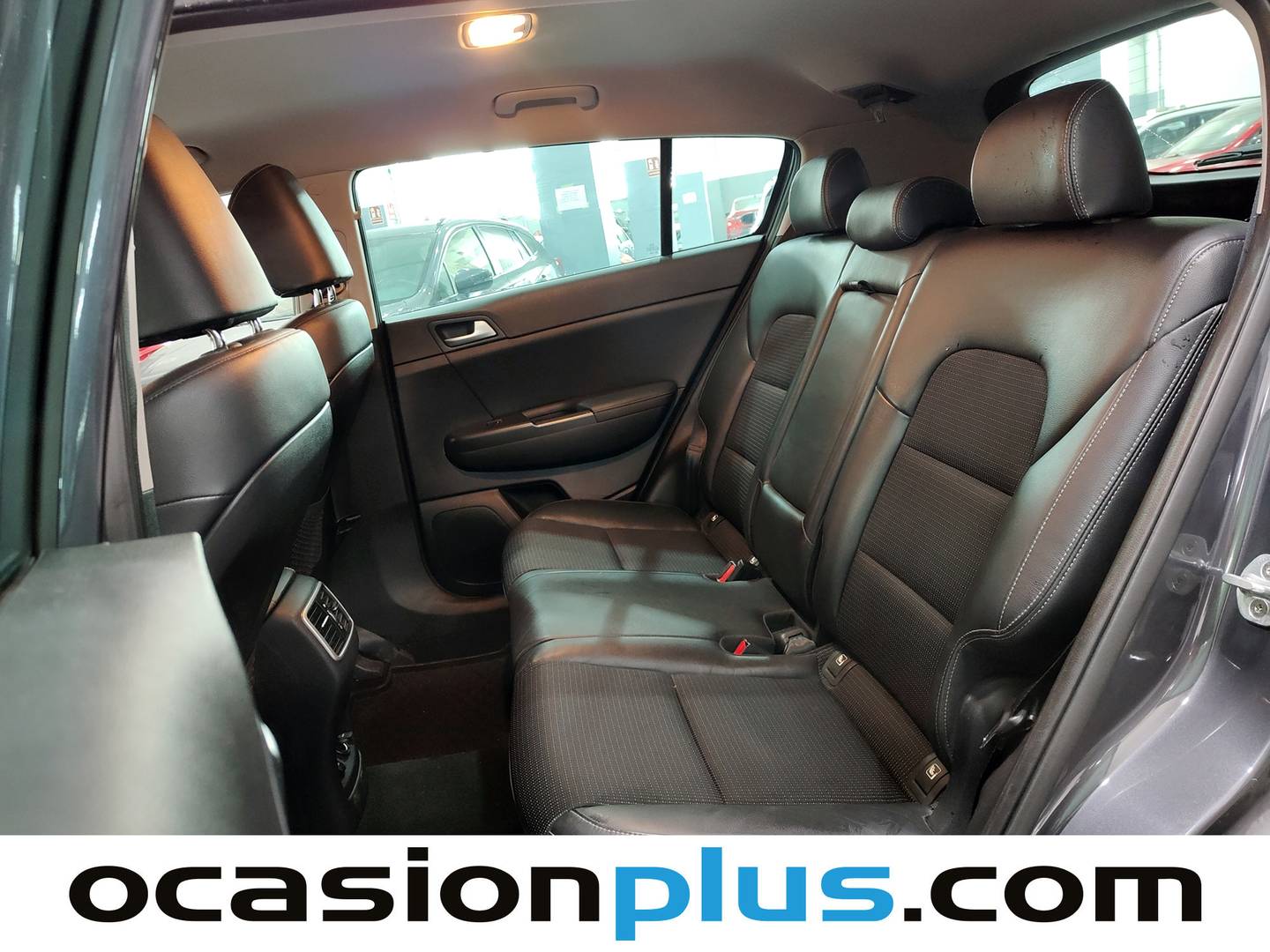 Foto asientos traseros KIA Sportage KIA Sportage 1.6 T-GDi X-Tech 4x2  (177 CV)