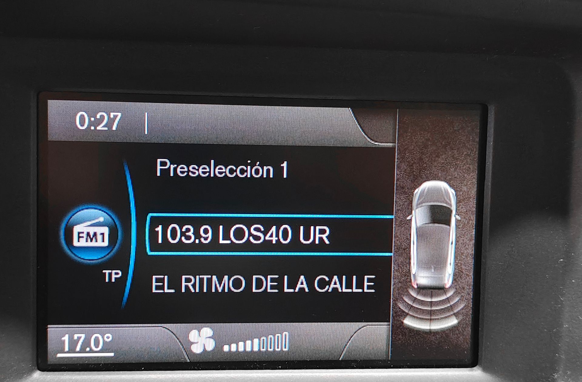 Volvo V40 D3 Momentum - foto 6