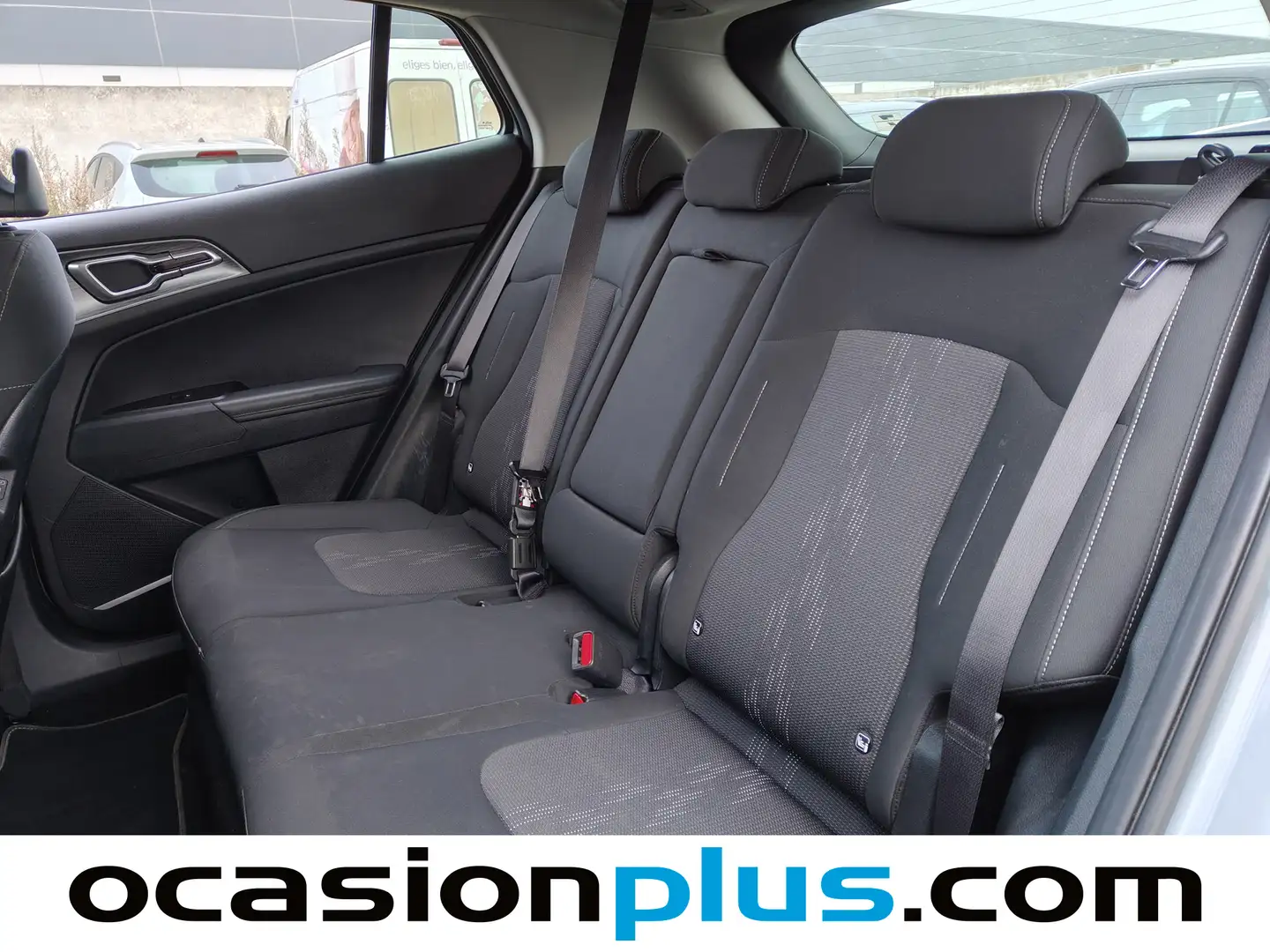 Foto KIA Sportage Kia Sportage 1.6 T-GDi MHEV Drive 4x2 (160 CV)