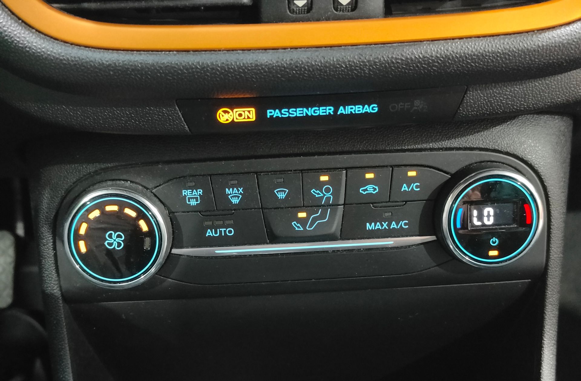 Ford Fiesta 1.0 EcoBoost Active - foto 30