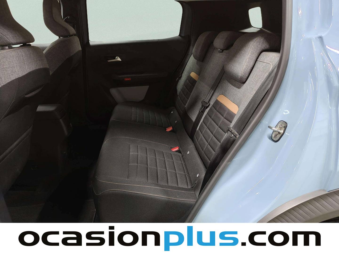 Foto asientos traseros Citroën C3 Aircross Citroën C3 Aircross Hybrid 145 Plus e-DCS6 (145 CV)
