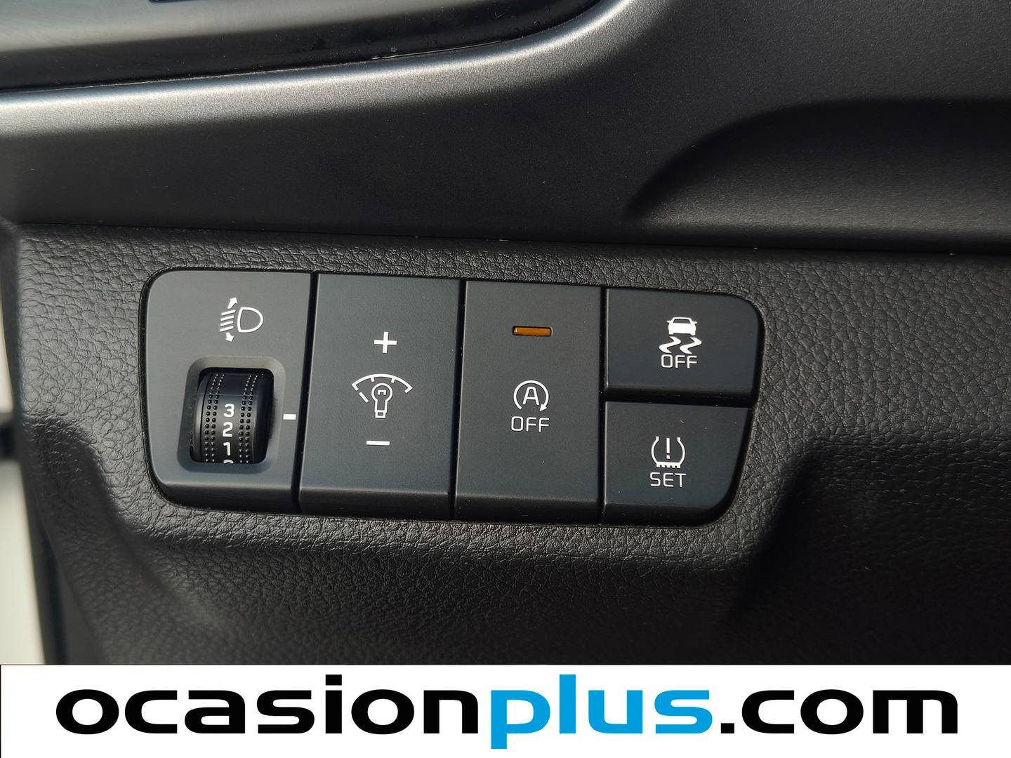 Equipamiento del KIA Stonic KIA Stonic 1.0 T-GDi MHEV iMT Concept (100 CV)