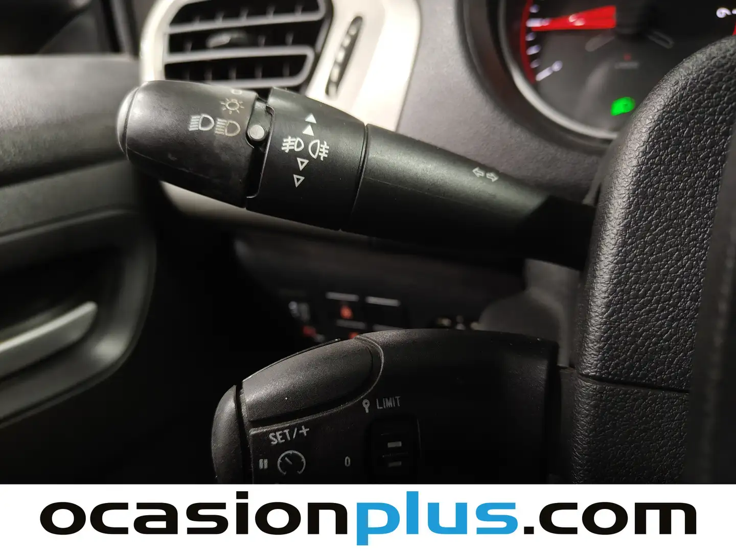 Foto Citroën C-Elysée Citroen C-Elysee BlueHDi 100 Shine (102 CV)