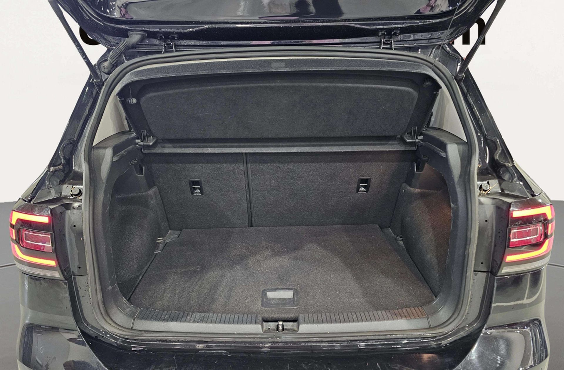 Volkswagen T-Cross Advance 1.0 TSI - foto 20
