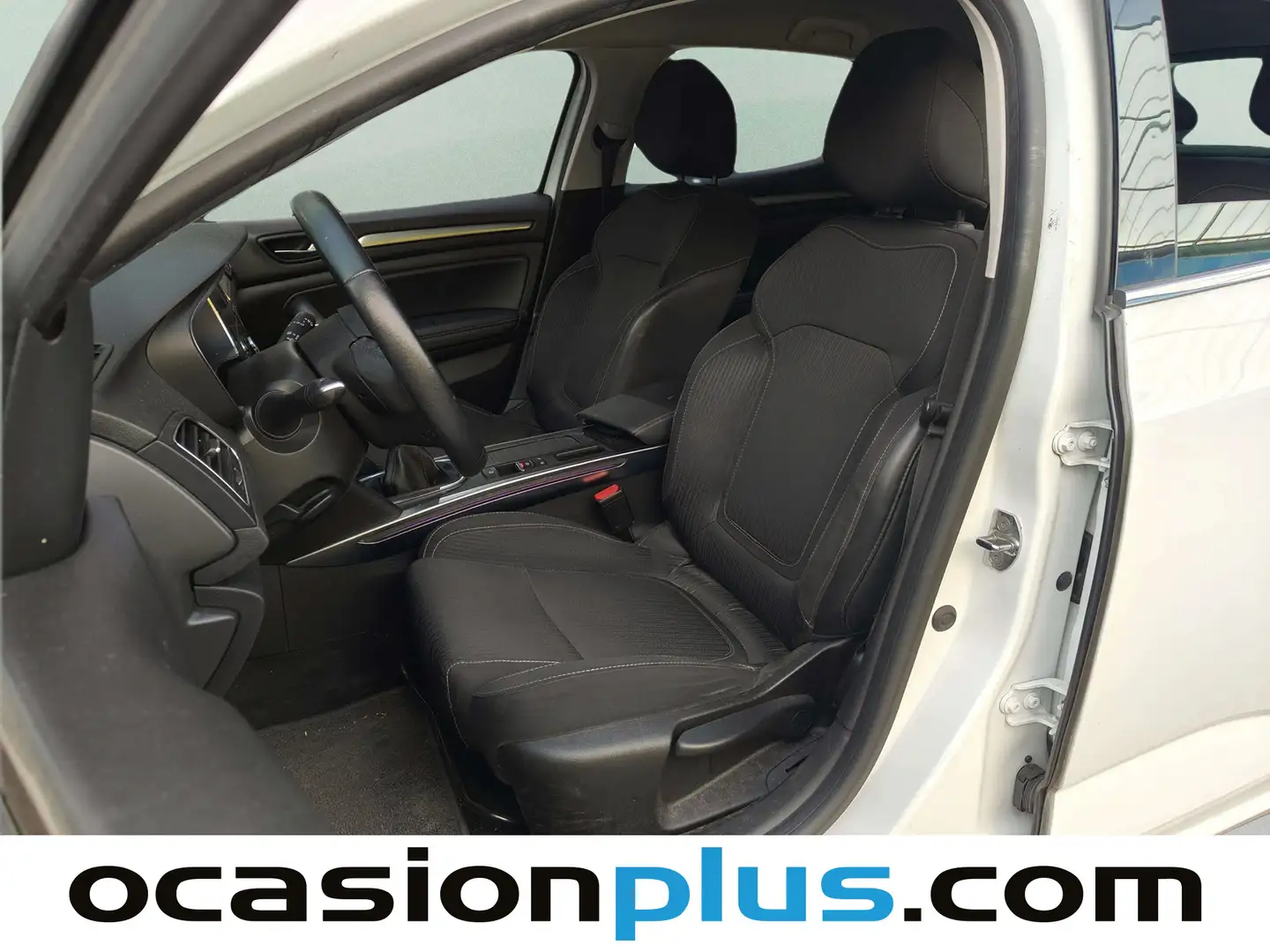 Foto Renault Mégane Renault Megane Zen TCe (140 CV) GPF