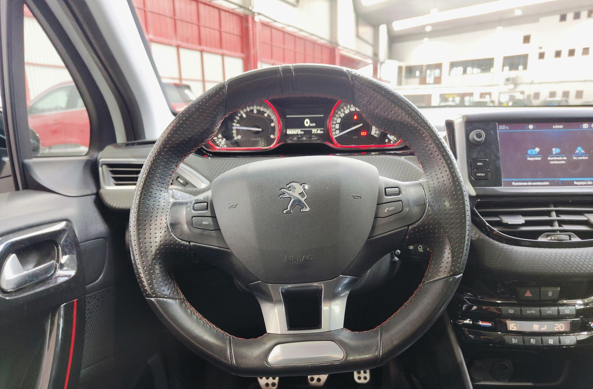 Peugeot 2008 BlueHDi 120 GT Line - foto 22