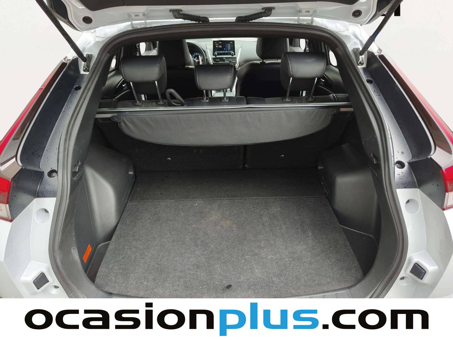 Fotos maletero Mitsubishi Eclipse Cross Mitsubishi Eclipse Cross 2.4 PHEV Kaiteki 4WD Auto (188 CV)