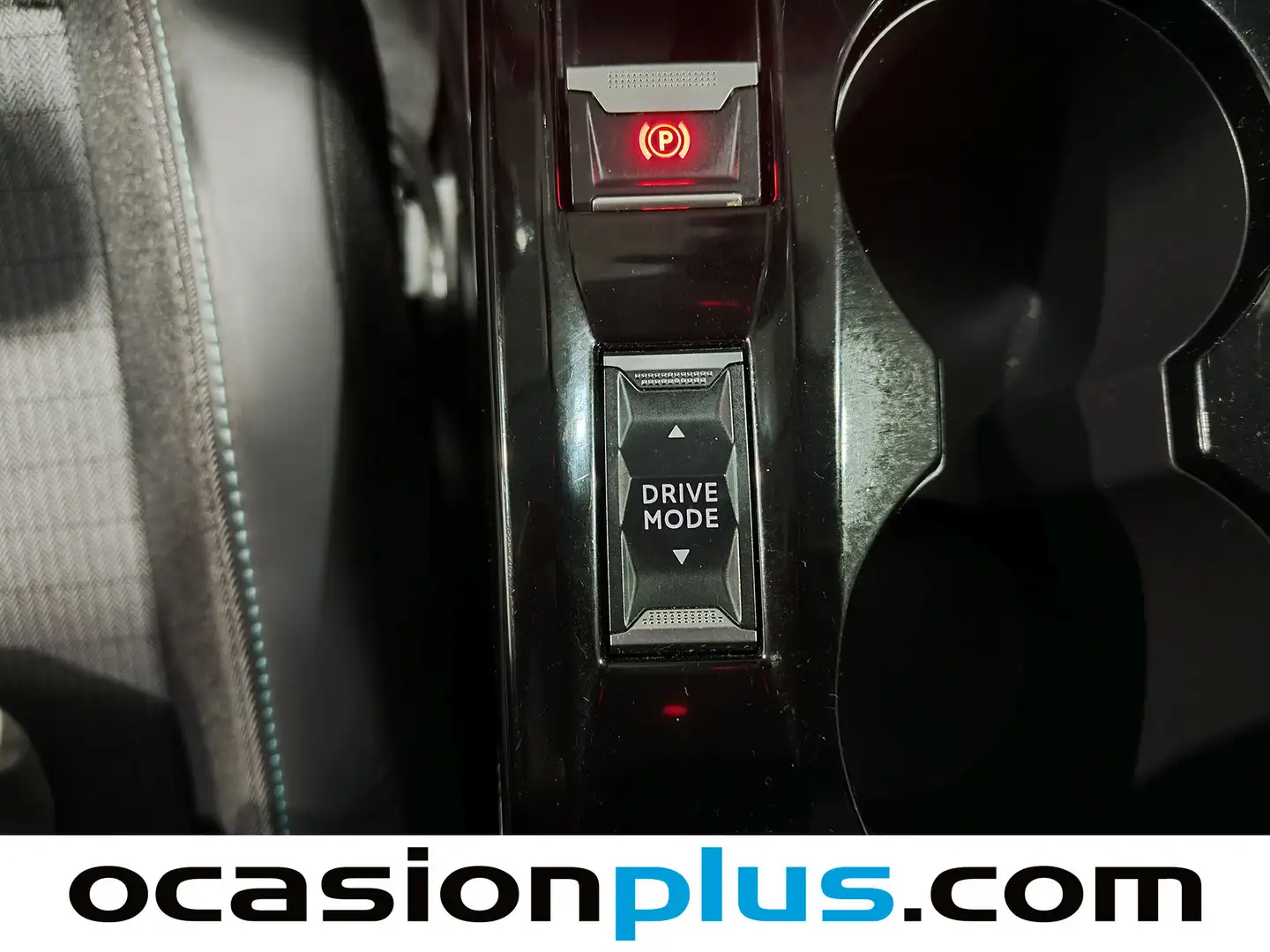 Foto Peugeot 208 Peugeot 208 PureTech 100 Allure  (100 CV)