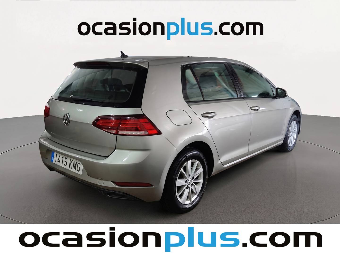 Foto trasera Volkswagen Golf Volkswagen Golf Advance 1.0 TSI 81 kW (110 CV) derecha