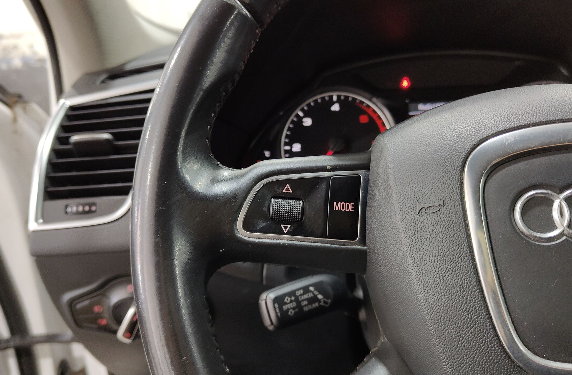 Audi Q5 2.0 TDI DPF - foto 23