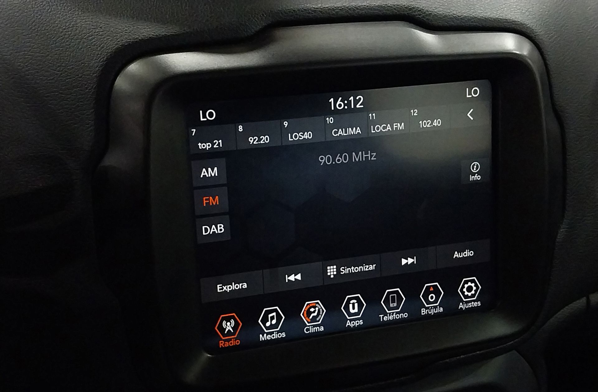 Jeep Renegade 1.0G Limited 4x2 - foto 29
