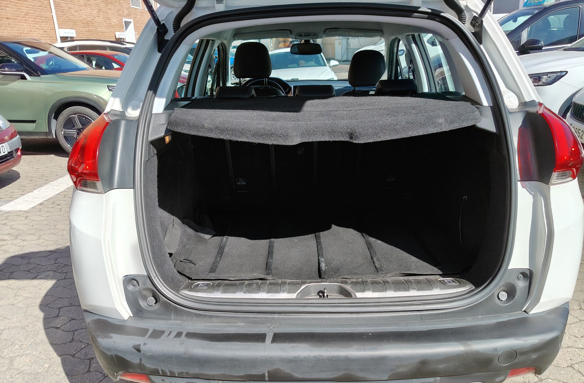 Peugeot 2008 PureTech 110 Allure - foto 14
