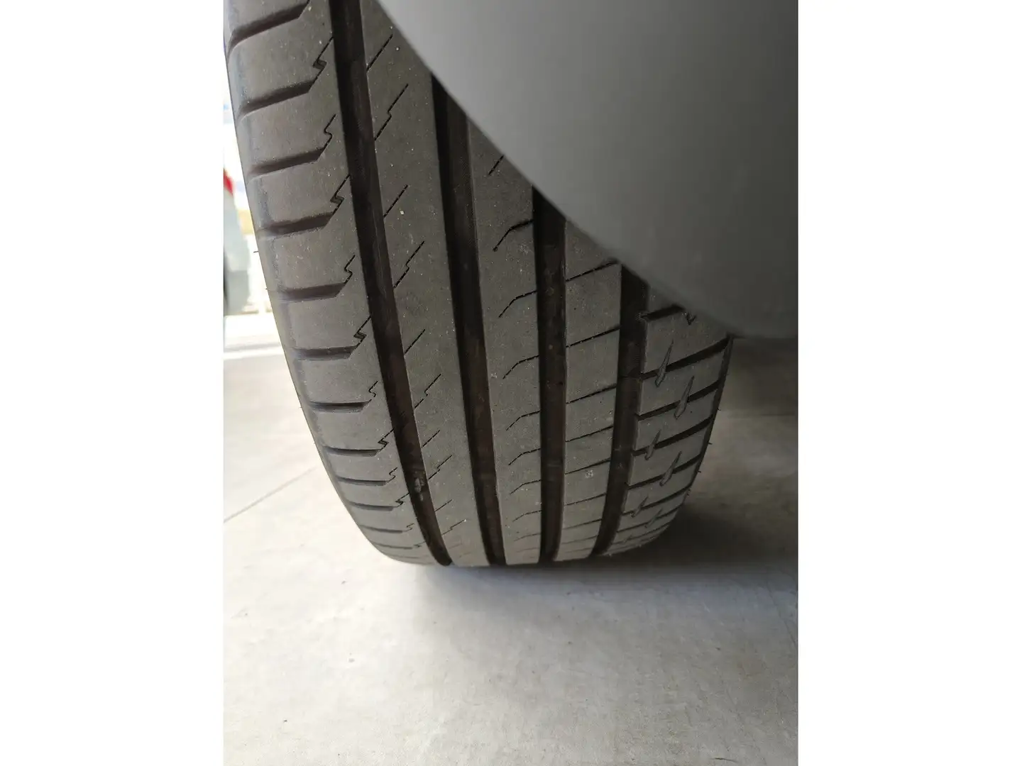 Foto Mercedes EQC Mercedes-Benz EQC SUV EQC SUV 400 4Matic (408 CV)