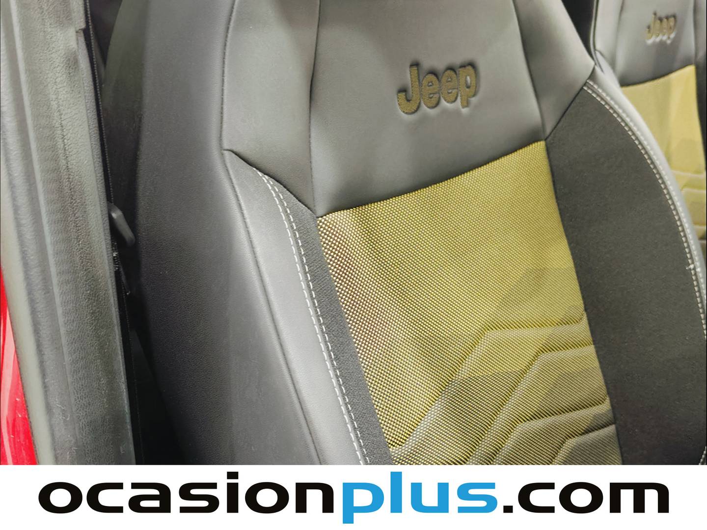 Foto Jeep Avenger Jeep Avenger 1.2 G Summit (100 CV)