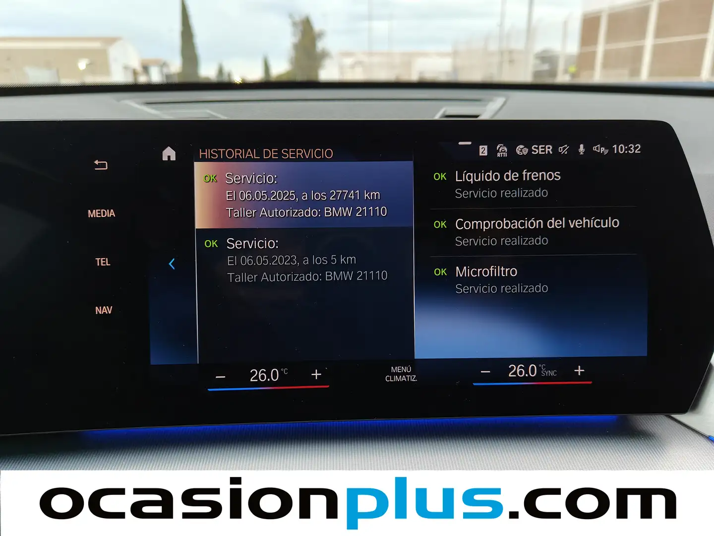 Foto BMW iX1 BMW iX1 xDrive30 (313 CV)