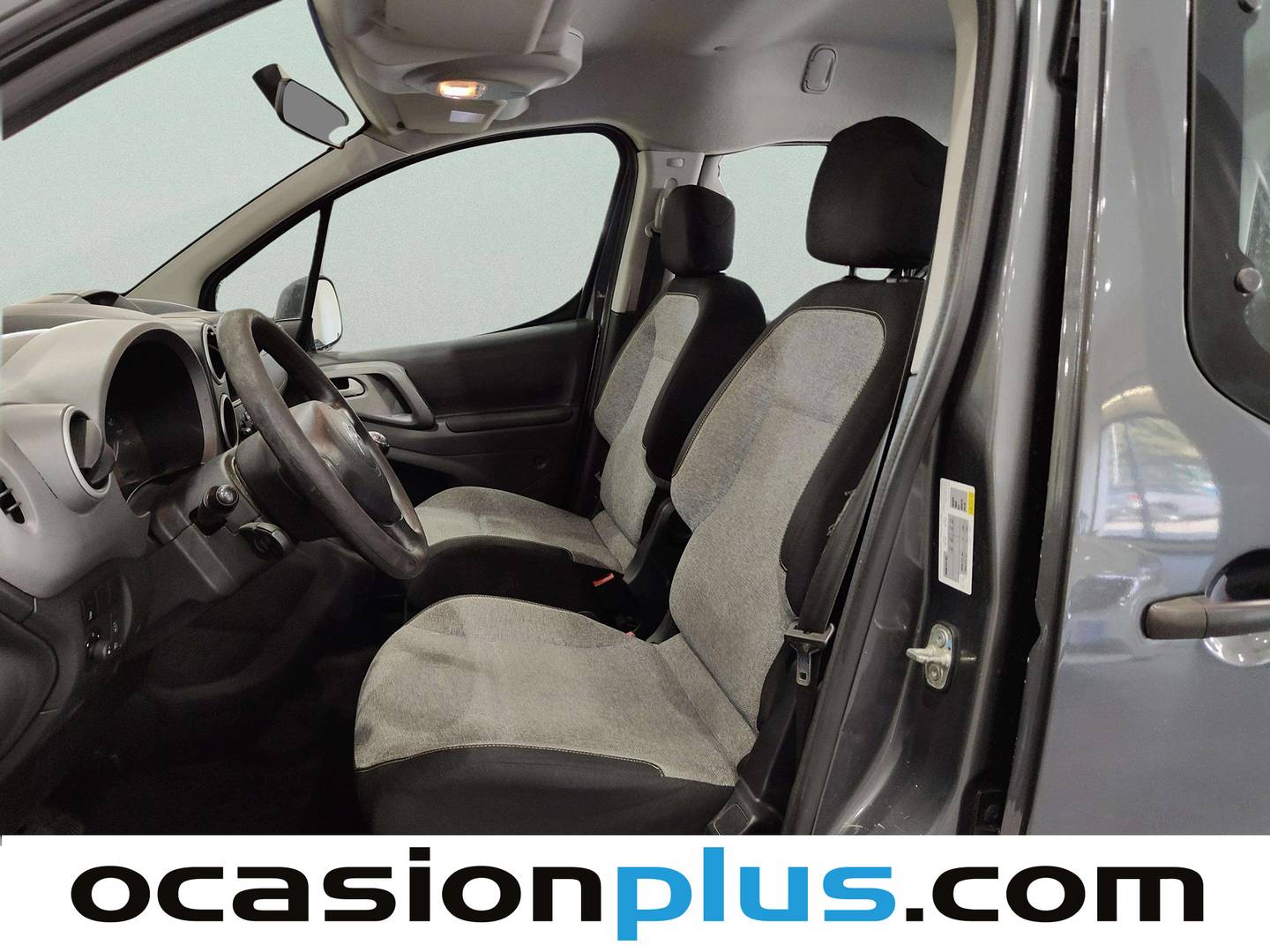 Foto asientos delanteros Citroën Berlingo Citroën Berlingo Combi BlueHDi 100 Multispace Live Edition (100 CV)