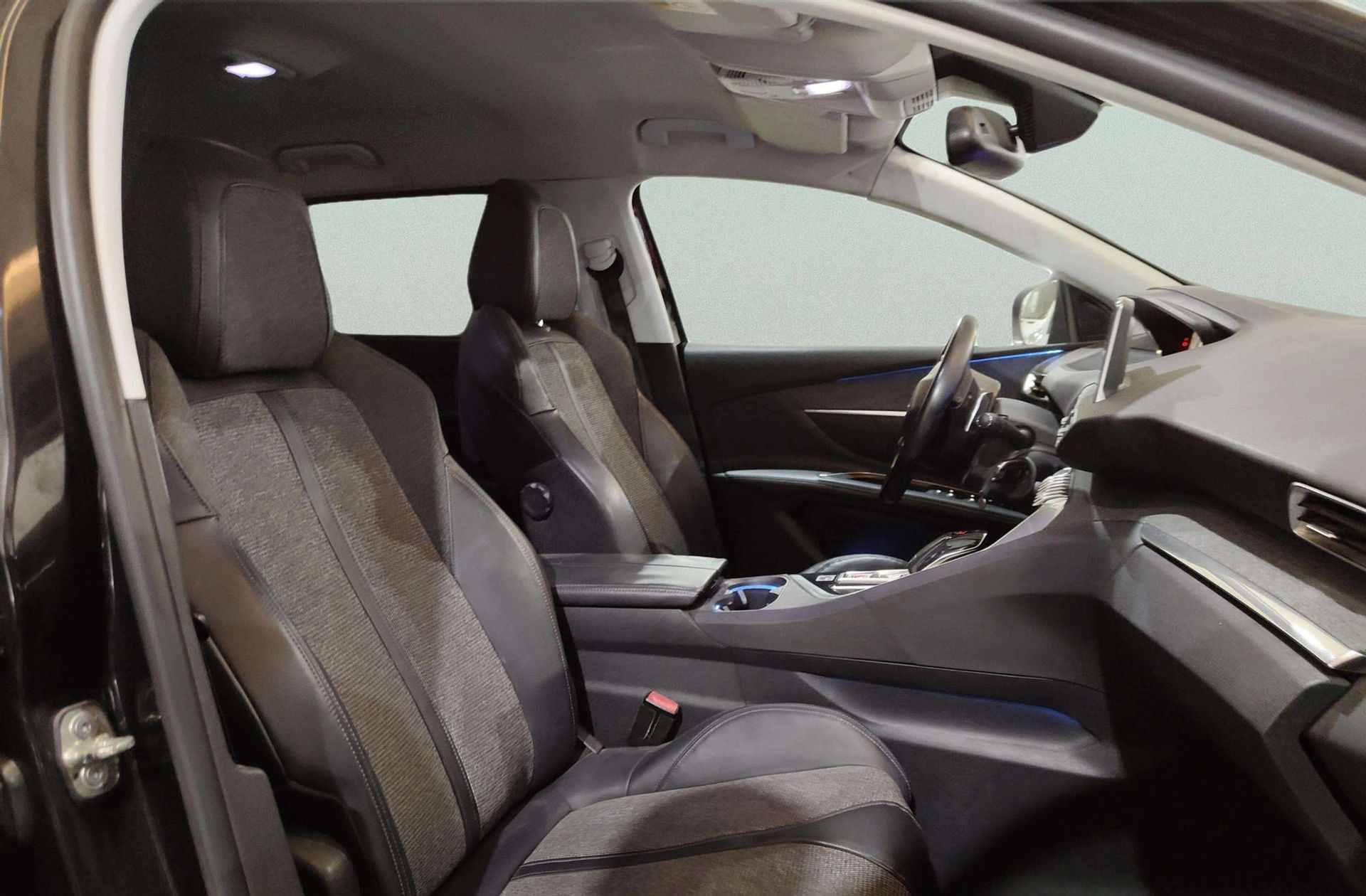 Peugeot 5008 BlueHDi 120 Allure EAT6 7 plazas - foto 18