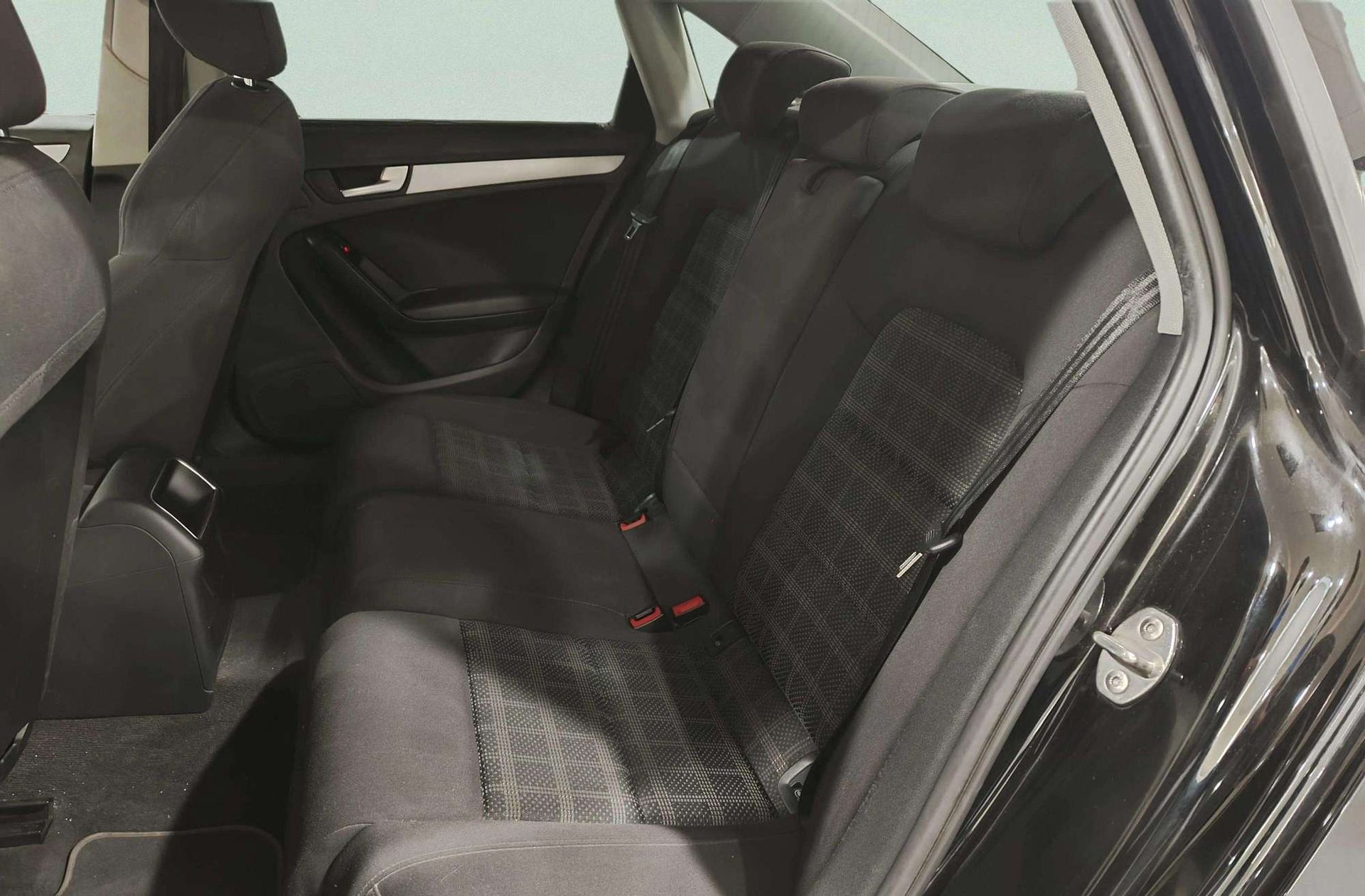 Audi A4 S line edition 2.0 TDI clean diesel multitronic - foto 10