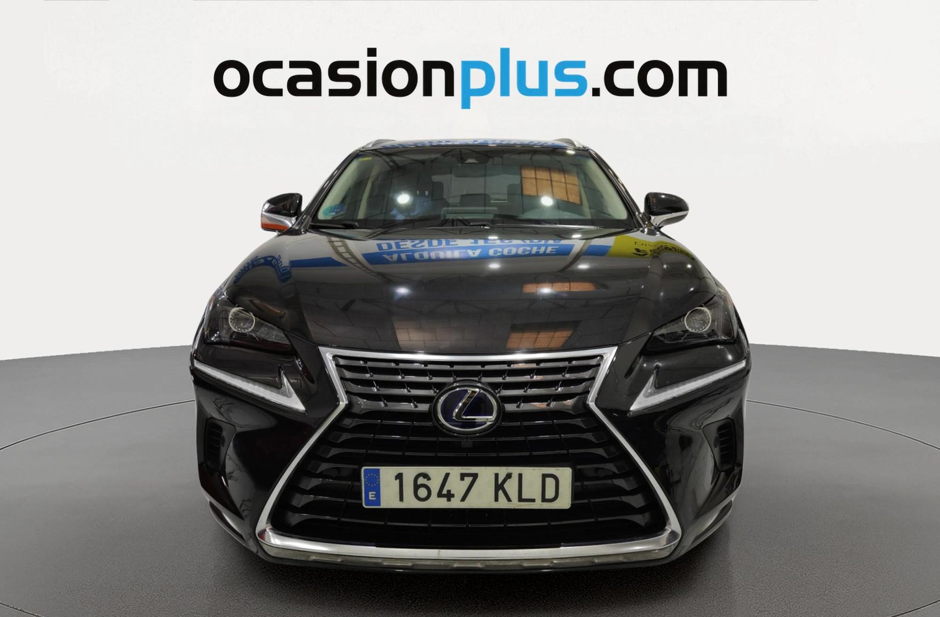 Lexus NX 300h Executive 4WD - foto 13