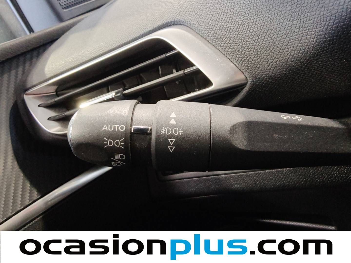 Peugeot 5008 Peugeot 5008 PureTech 130 S&S Allure (130 CV) 7 Plazas de ocasión