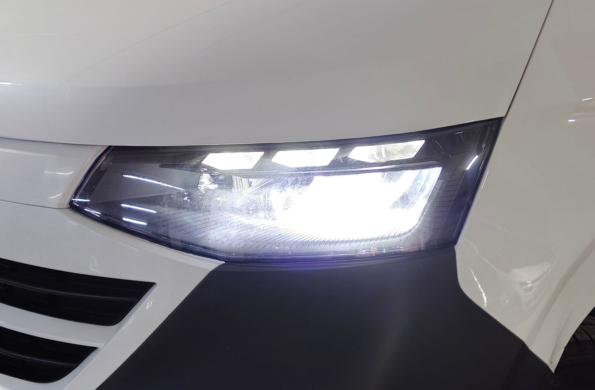 Volkswagen Transporter Furgon Batalla Corta TN 2.0 TDI - foto 13
