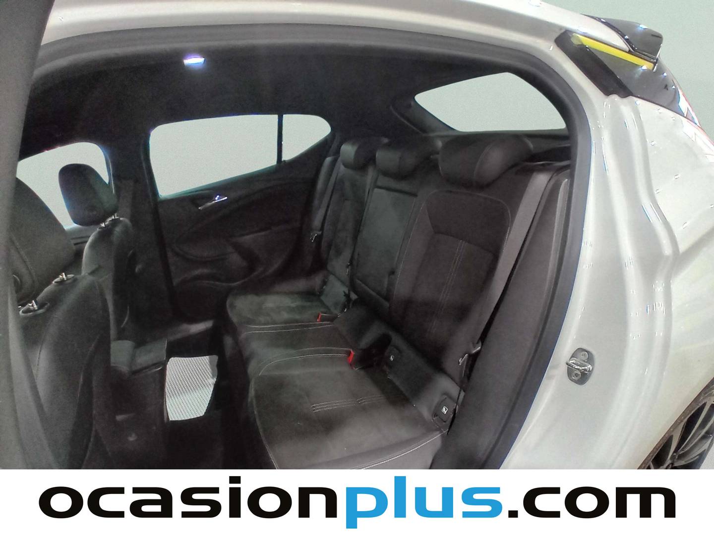 Foto Opel Astra Opel Astra 1.6 Turbo S&S GSi Line (200 CV)