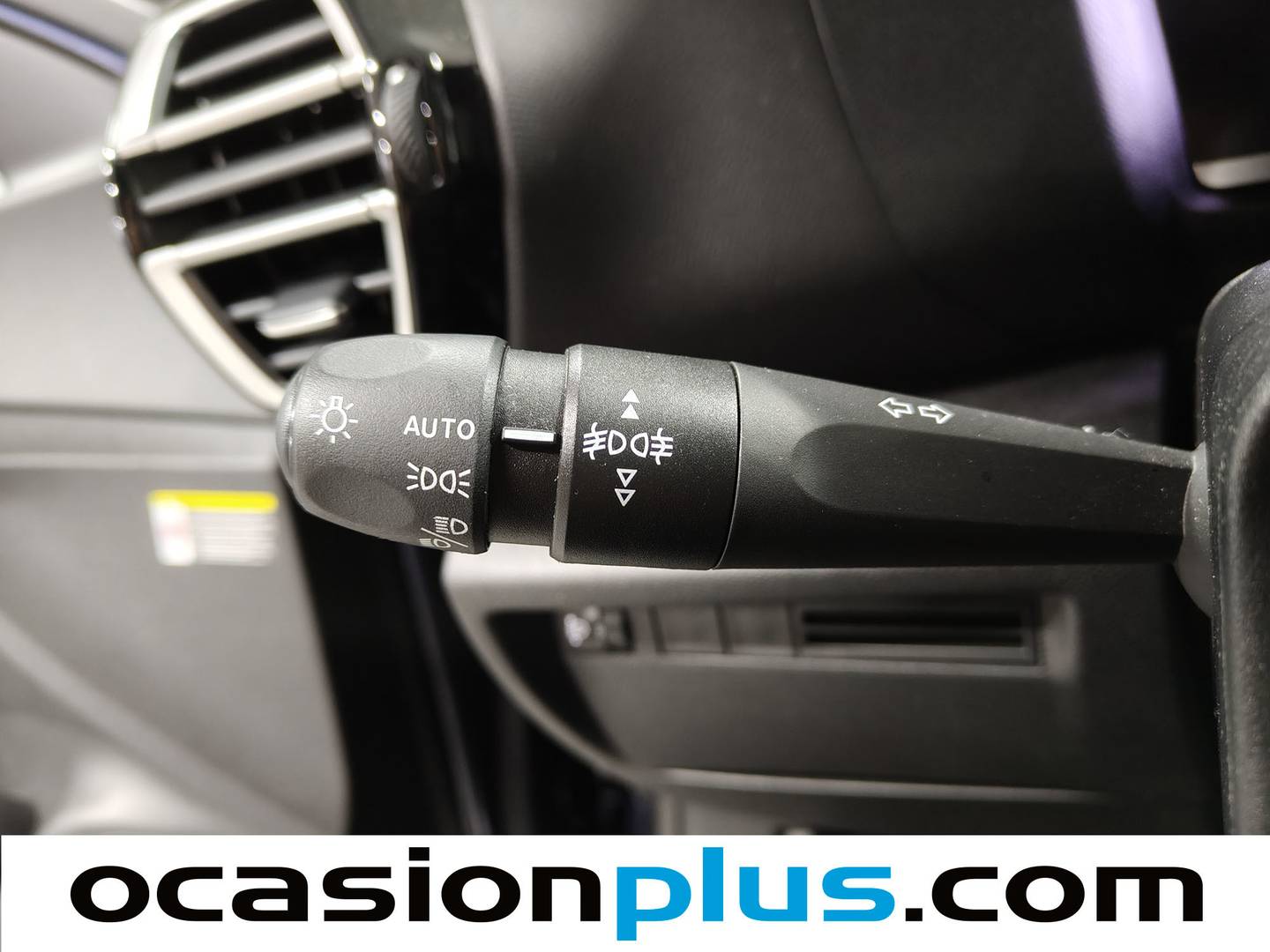 Foto Citroën C4 Citroen C4 PureTech 130 S&S Plus (131 CV)